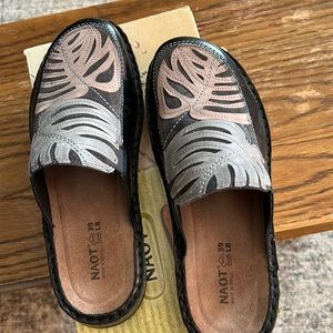 Naot Mule, Size EU 39